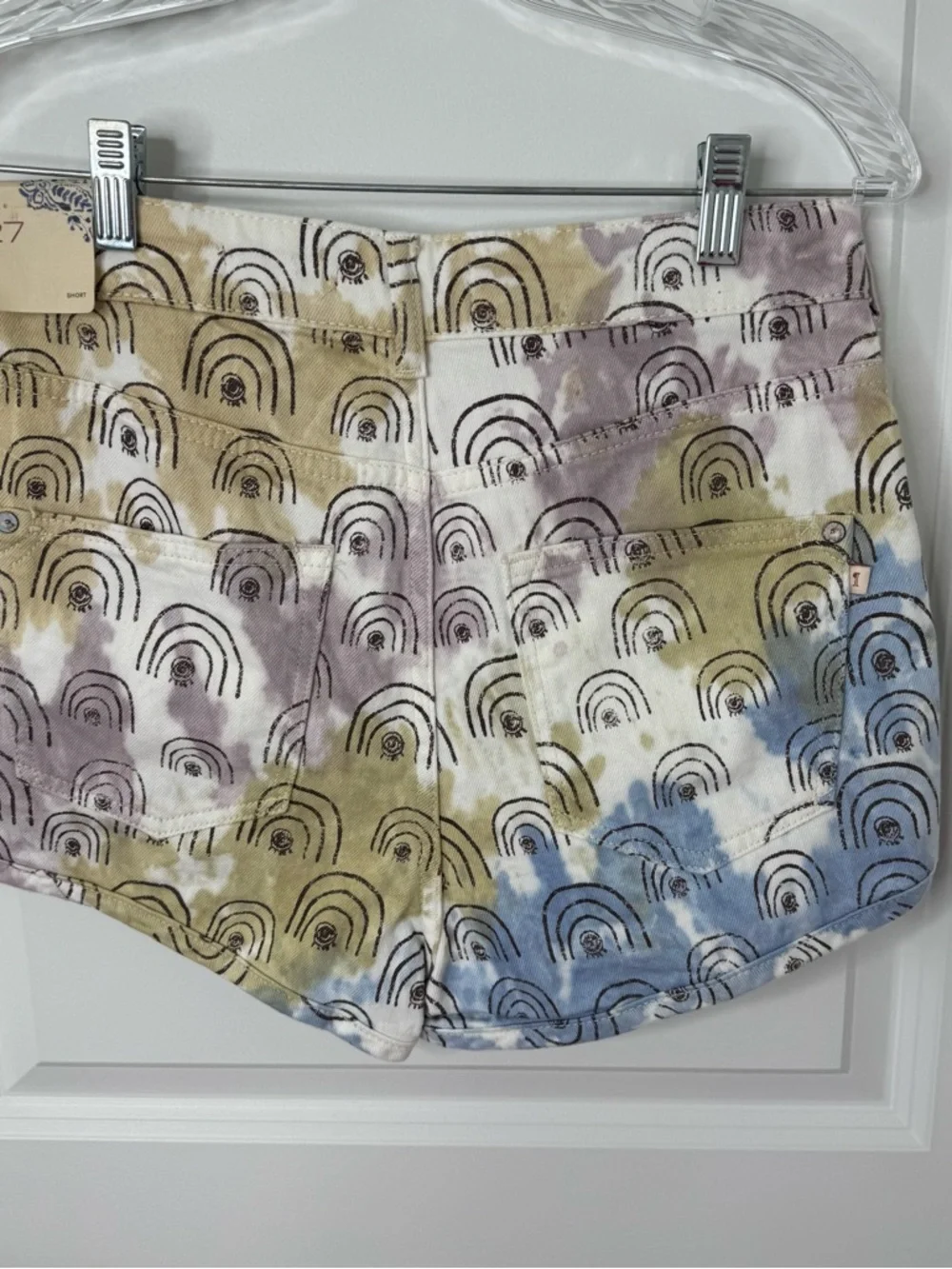 Anthropologie Hannah leathers Multicolor Rainbow-Print denim Shorts nwt 27 - Picture 7 of 10